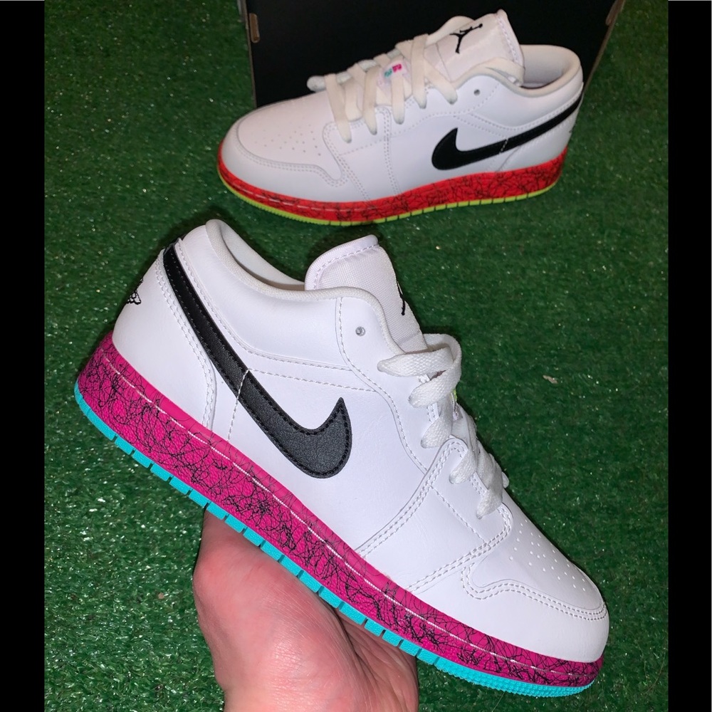 Jordan 1 Low